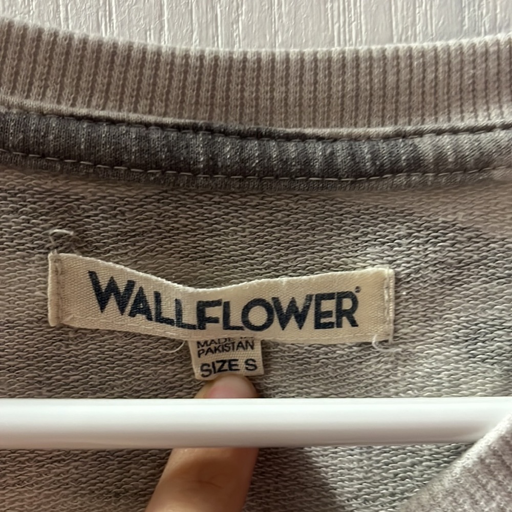 Camo Pullover - Picture 2 of 2